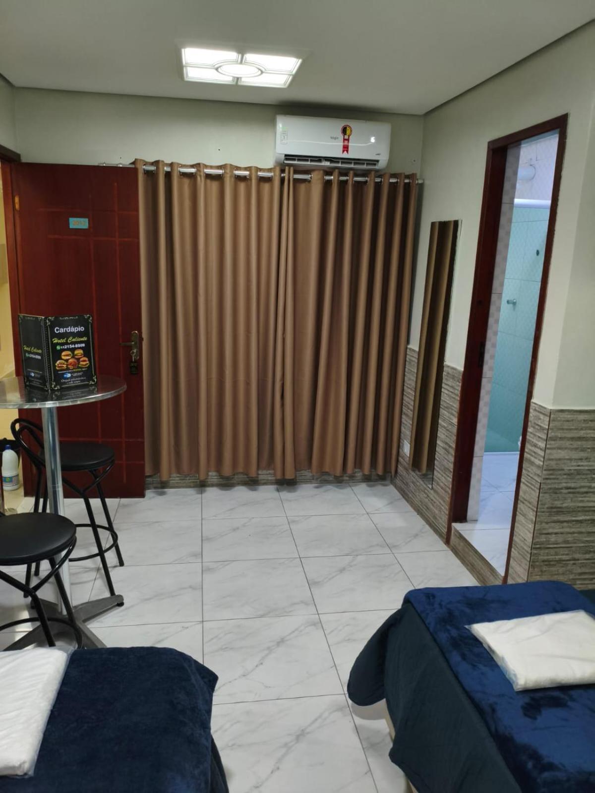 Hotel Caliente - Cafe Da Manha E Estacionamento Incluso — Fotos 3